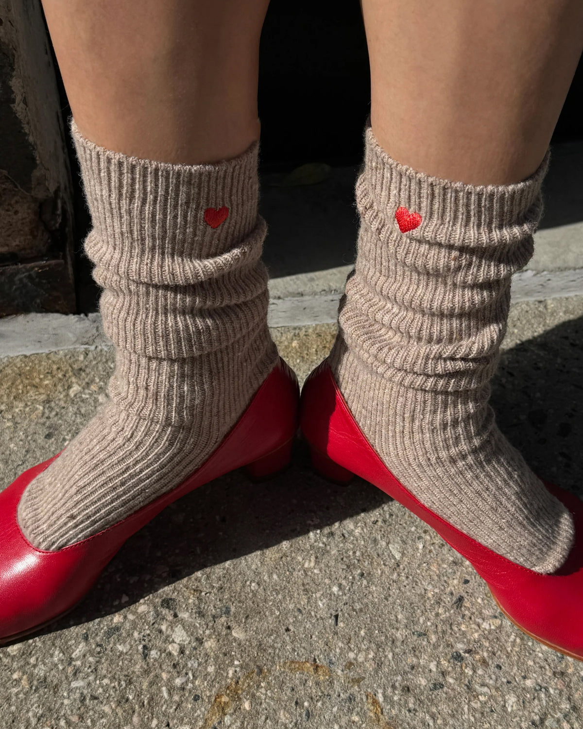 Embroidered Snow Sock - Tan