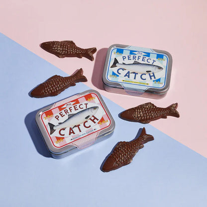 Perfect Catch Blue Tin - Milk Chocolate
