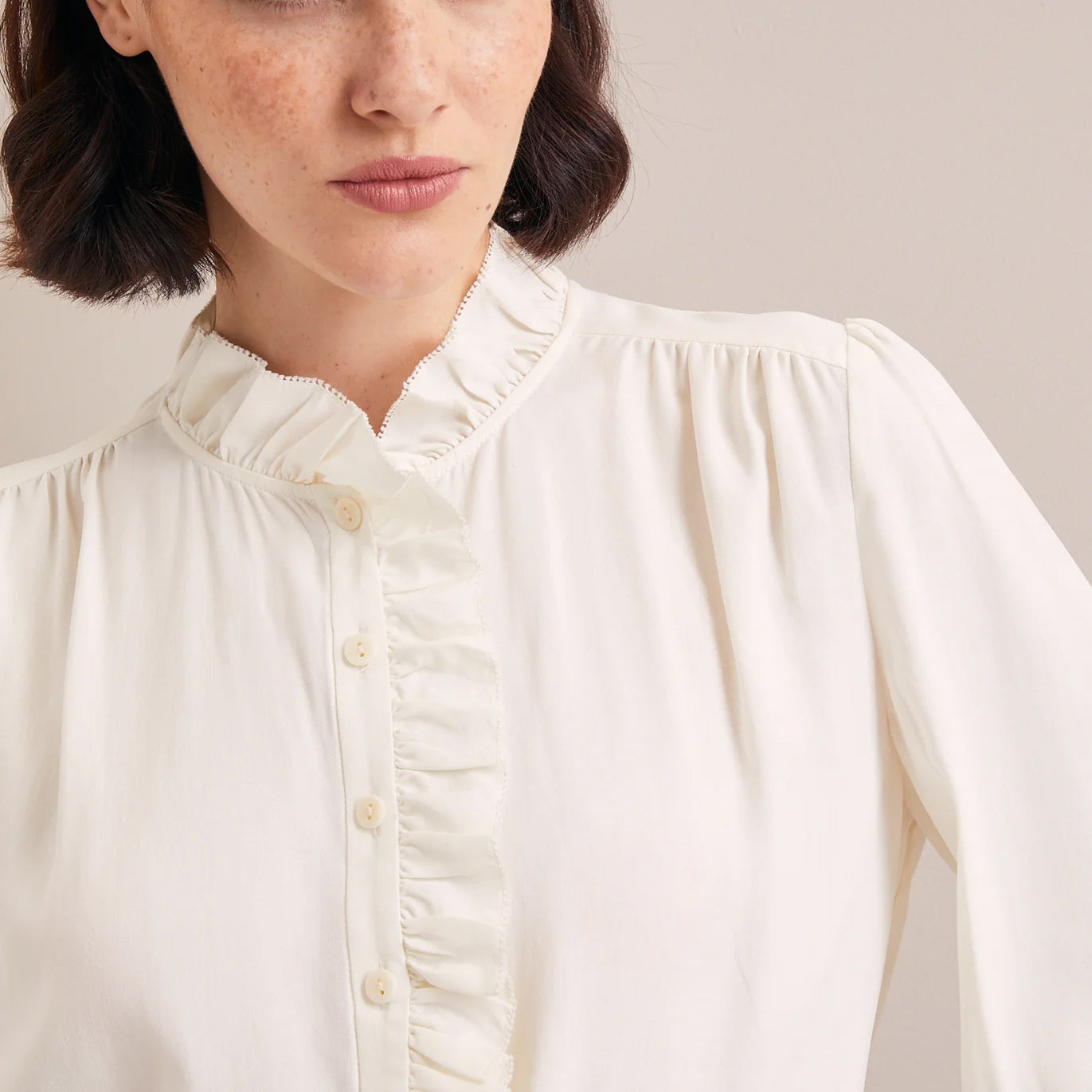 Erin Frill Collar Shirt - Cream