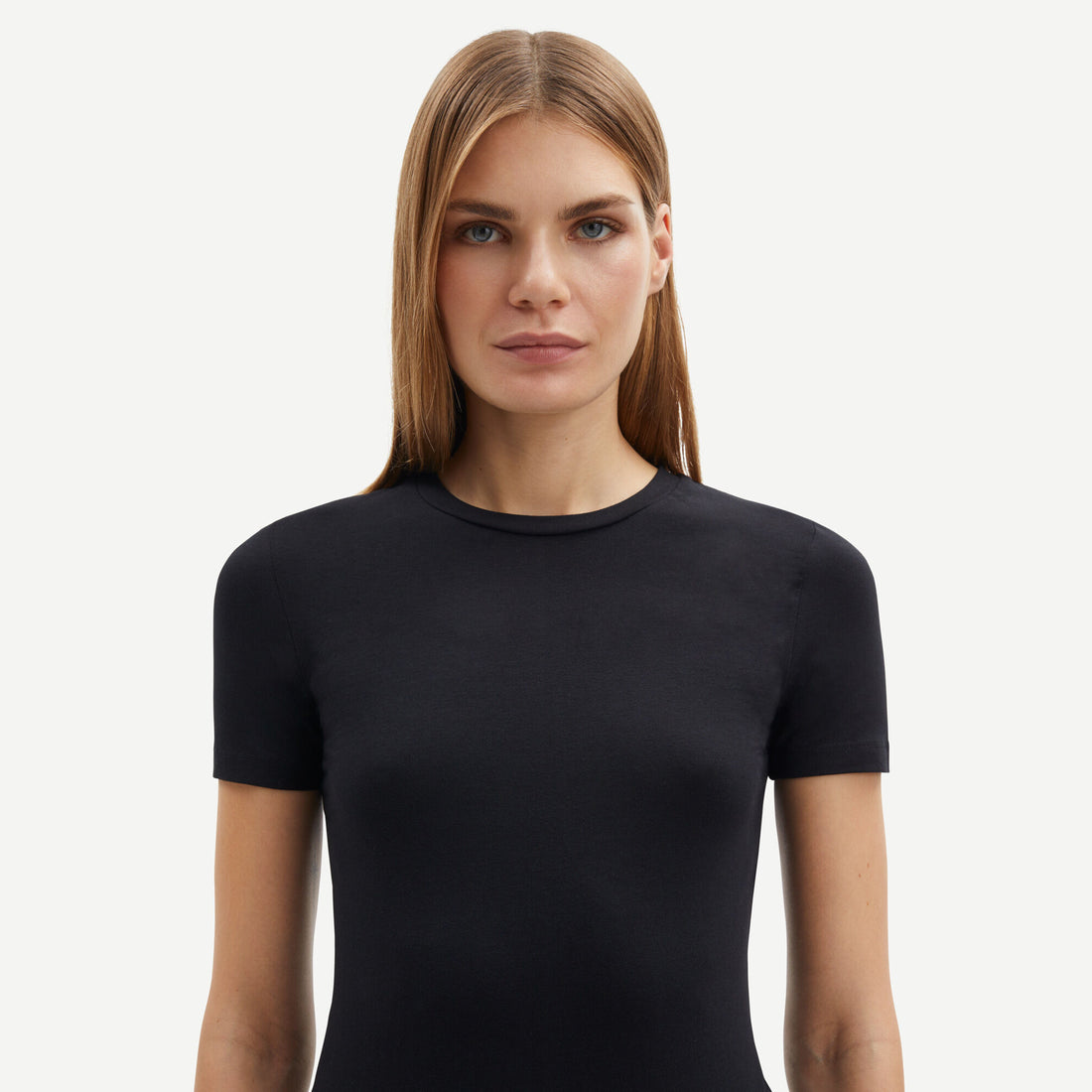 Ester Short Sleeve Fitted Tee - Black
