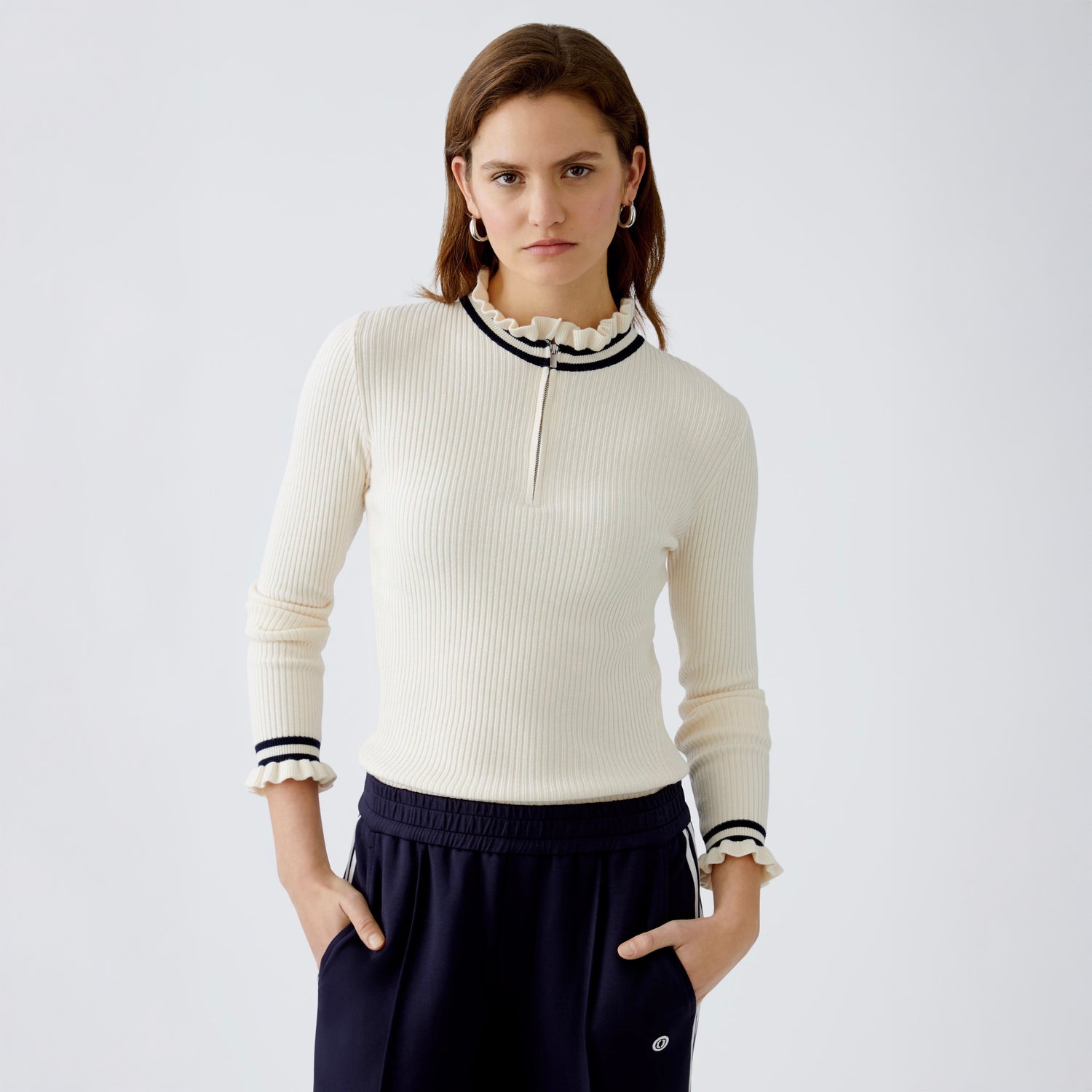 Frill Collar Knit Top - Off White