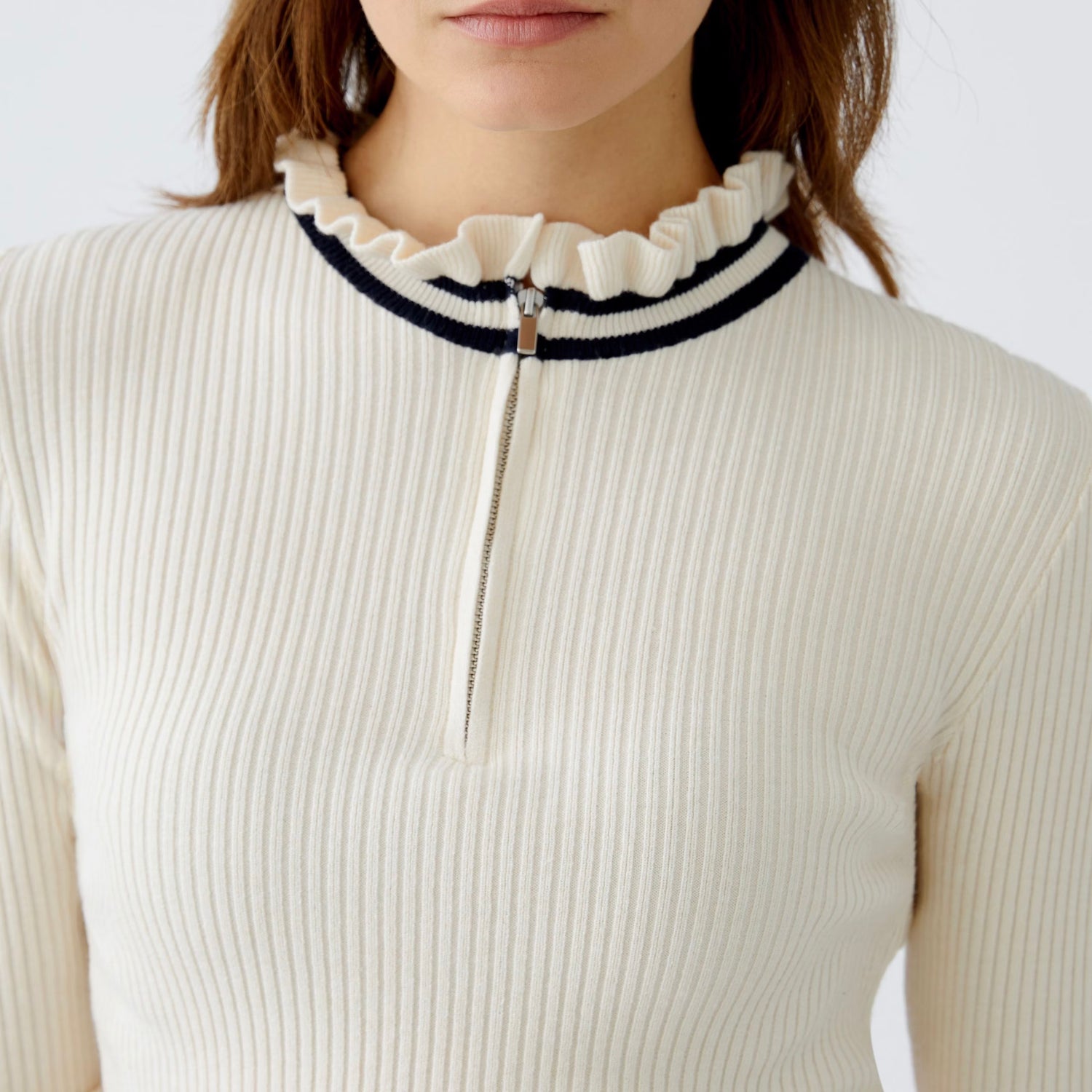 Frill Collar Knit Top - Off White