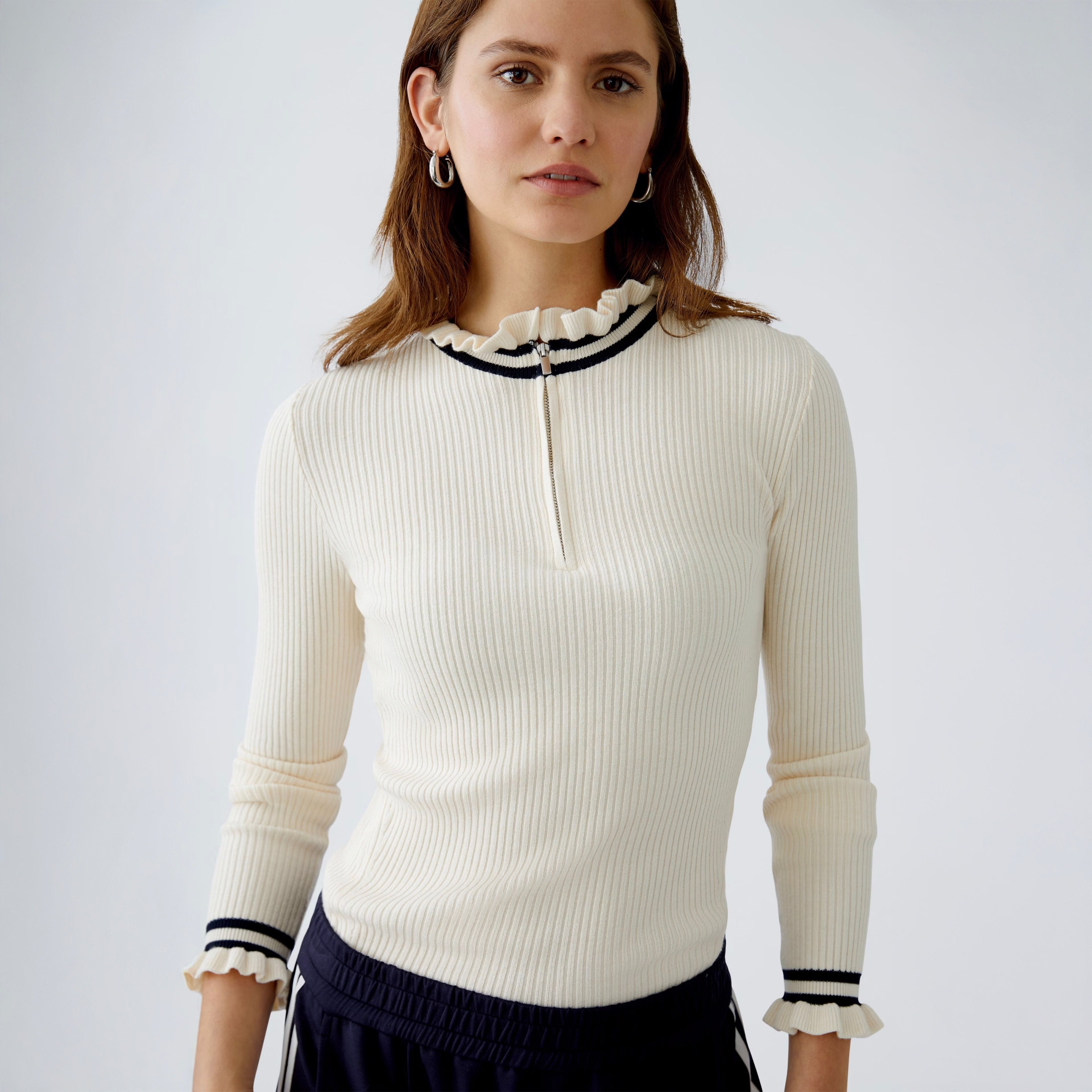 Frill Collar Knit Top - Off White