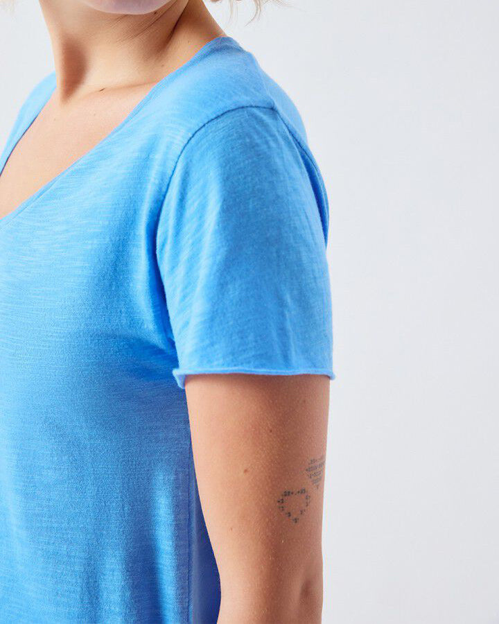 Jacksonville V-Neck Tee - Mer Vintage