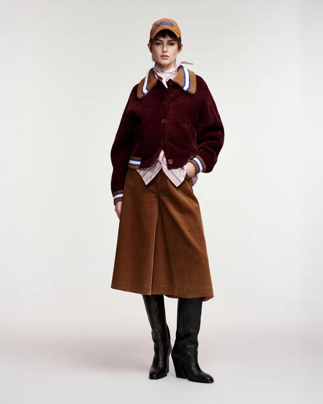 Kamore Knit Jacket With Collar - Wine Not