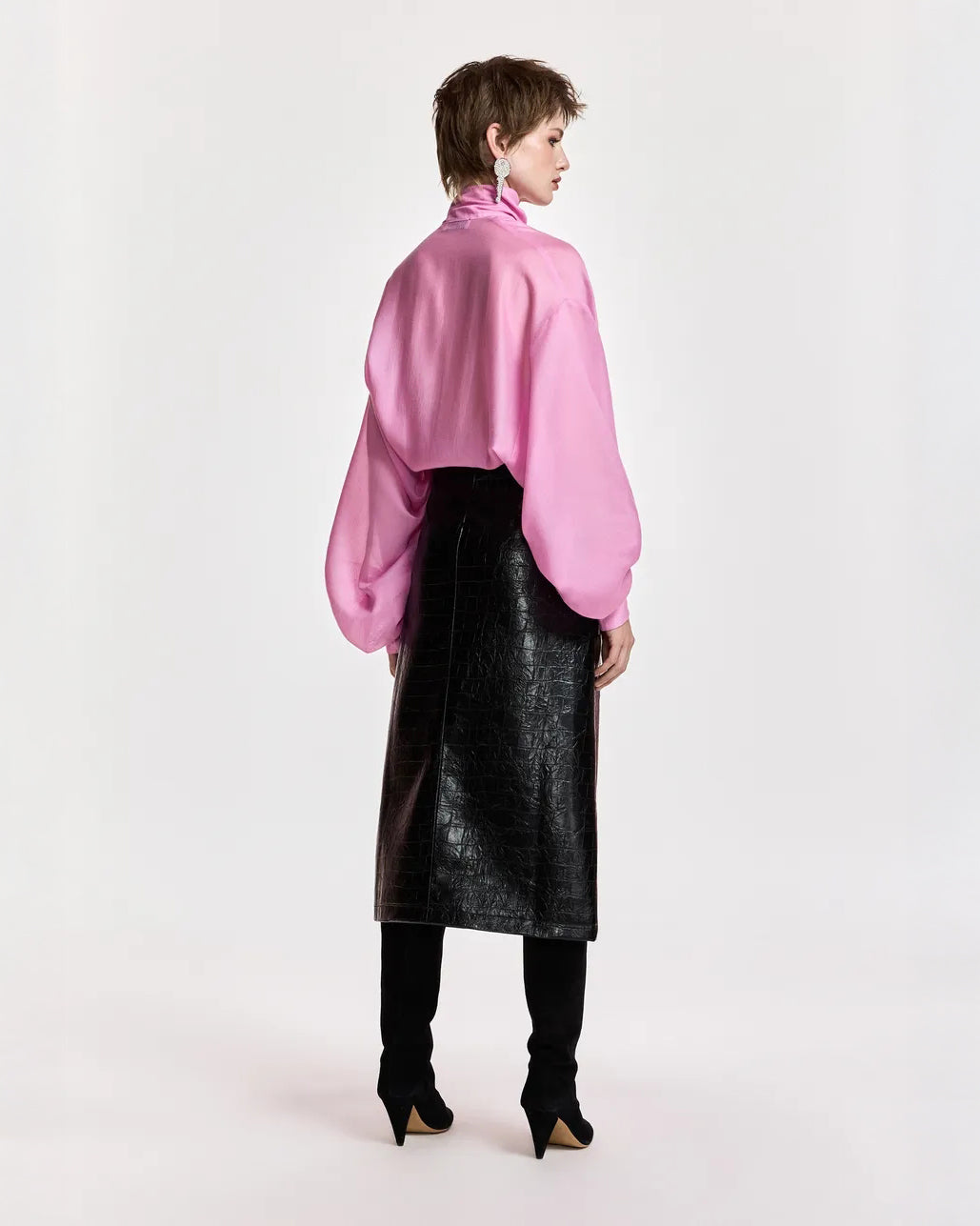 Karismatic Pussy Bow Tie Top - Millenial Pink