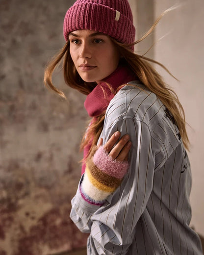 Kumana Fingerless Gloves - Pink