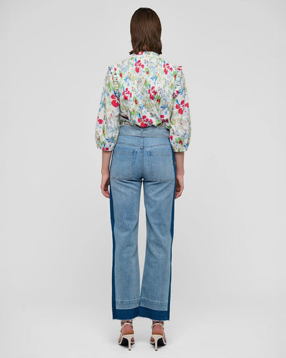 Line Blouse With Ruffles - Fleurette Leche