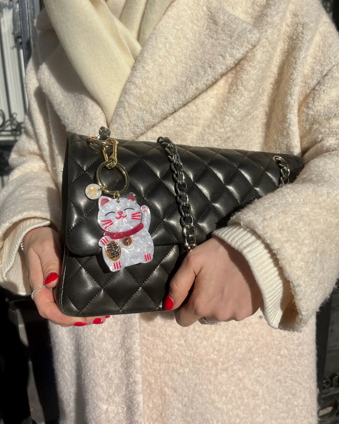 Lucky Cat Keyring - White/Red