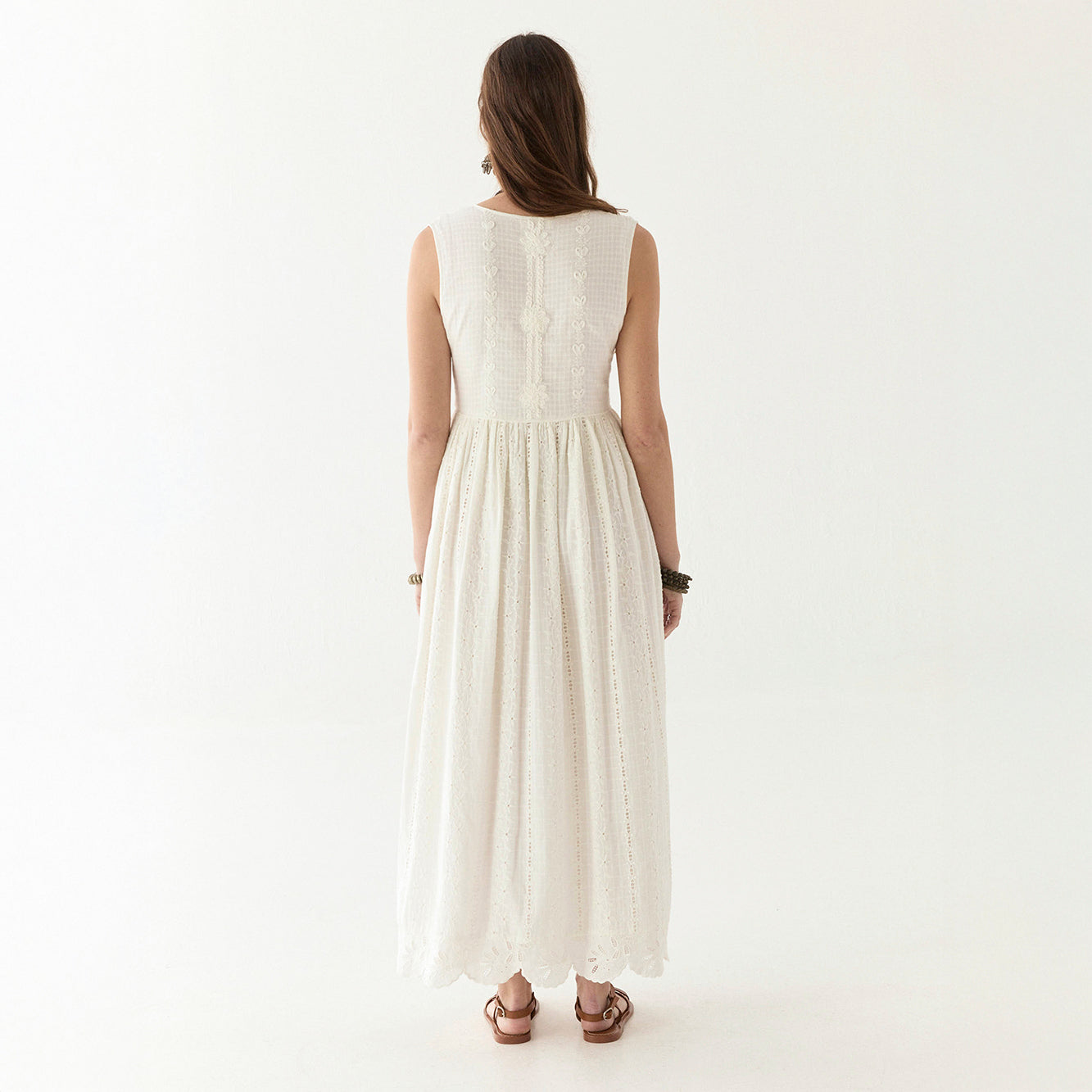 Amandine Sleeveless Embroidery Dress - Ivory