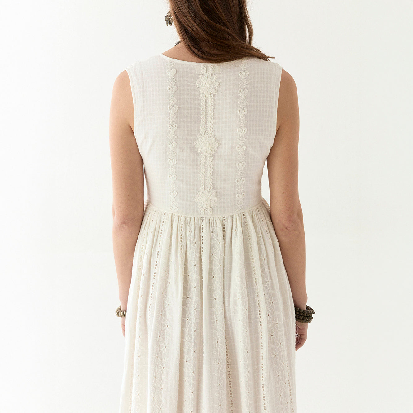 Amandine Sleeveless Embroidery Dress - Ivory