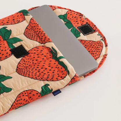 Puffy Laptop Sleeve 16&quot; - Strawberry