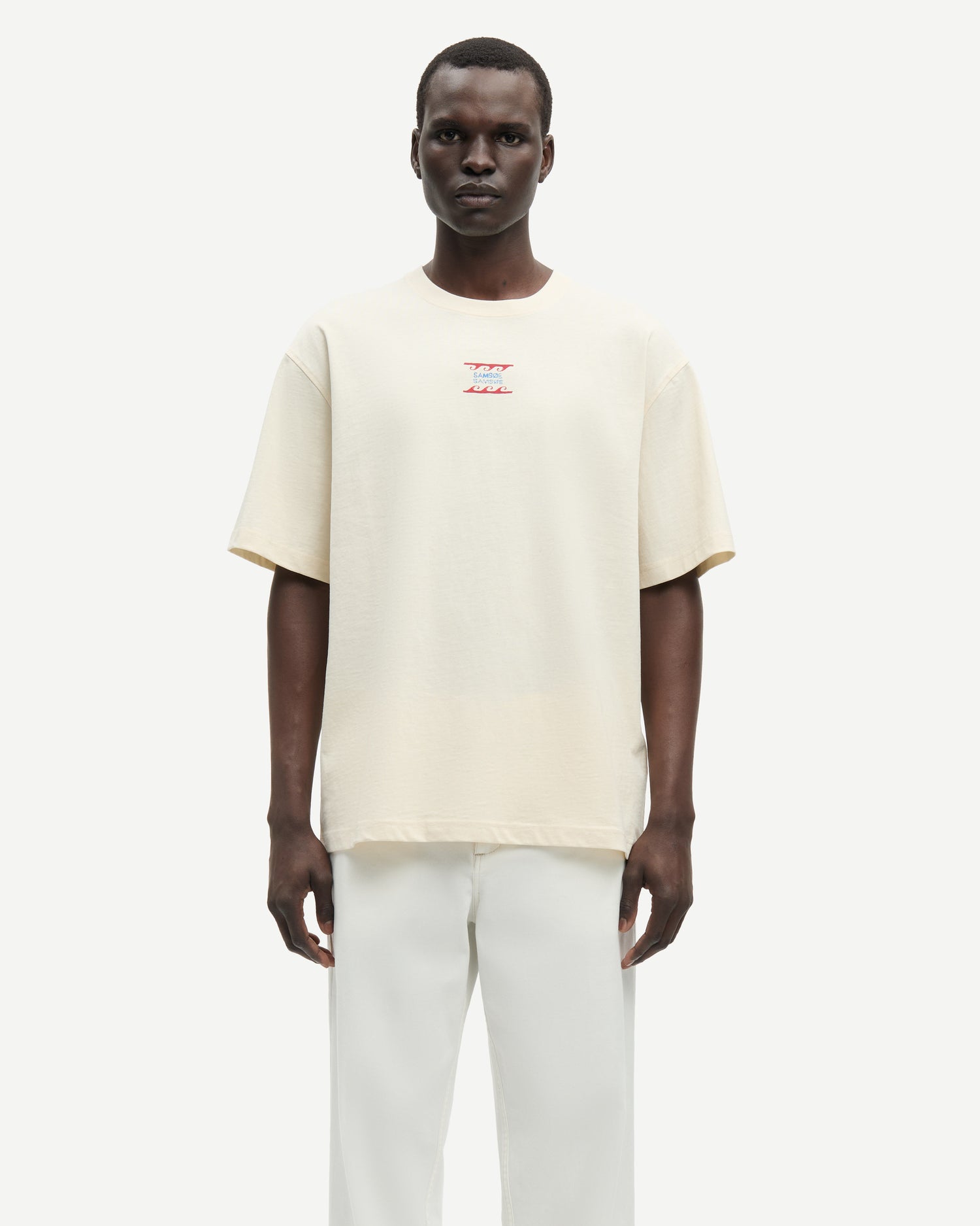 Sagergei T-Shirt - Neutral Leisure
