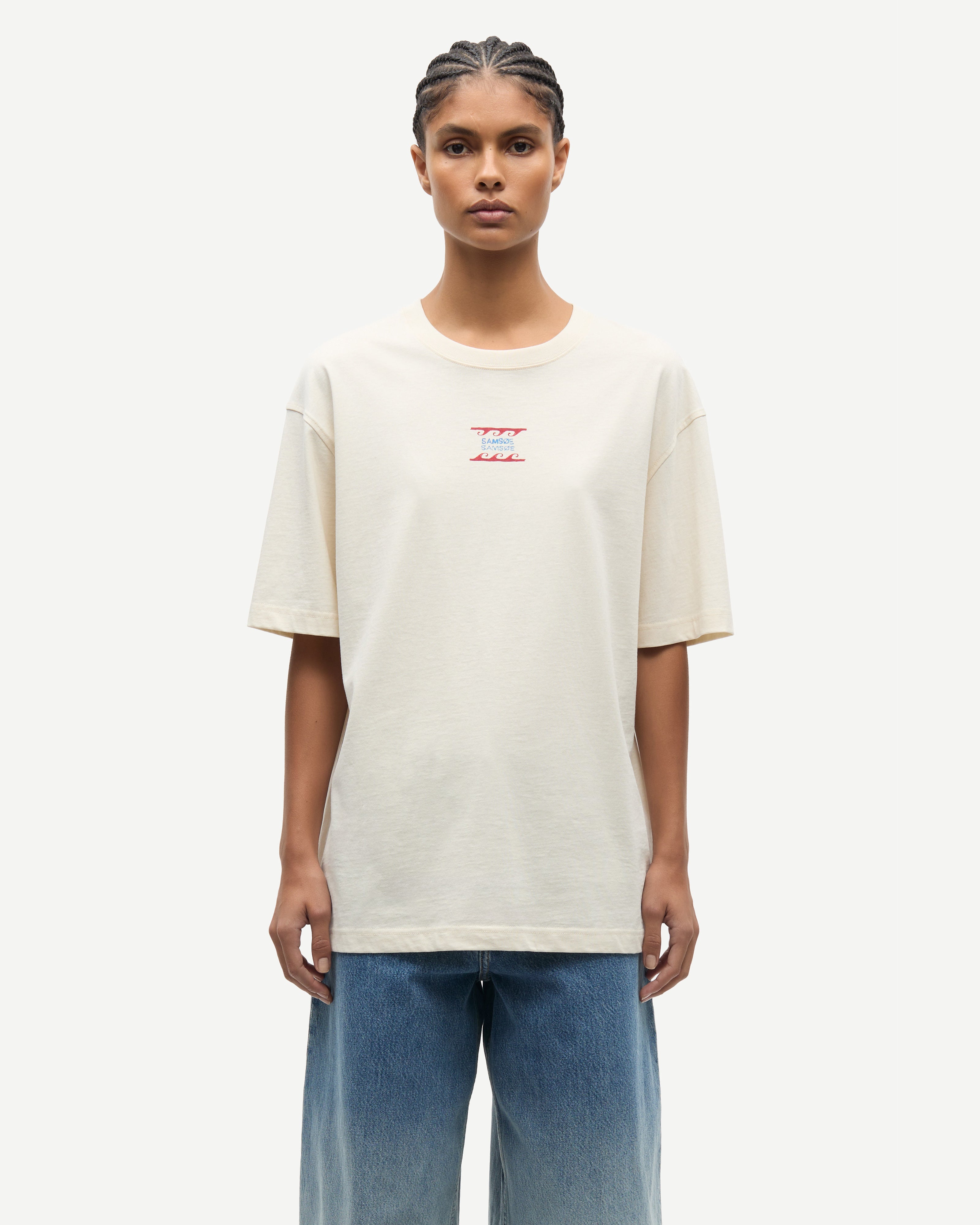 Sagergei T-Shirt - Neutral Leisure