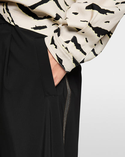 Black Relaxed Trouser - Black