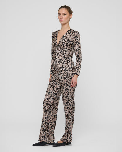 Cecilie Blouse With Drape Detail - Sauvage