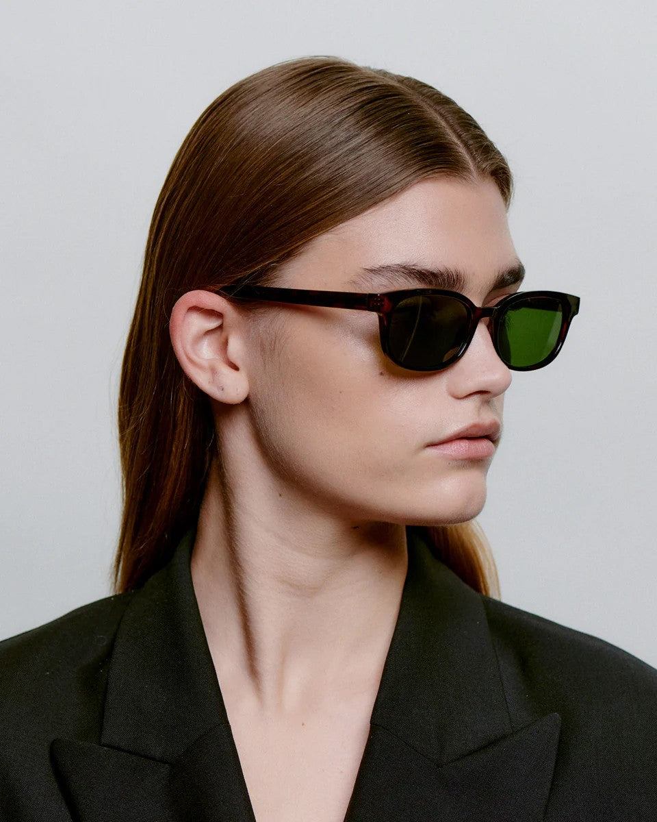 Charlie Sunglasses - Demi Tortoise