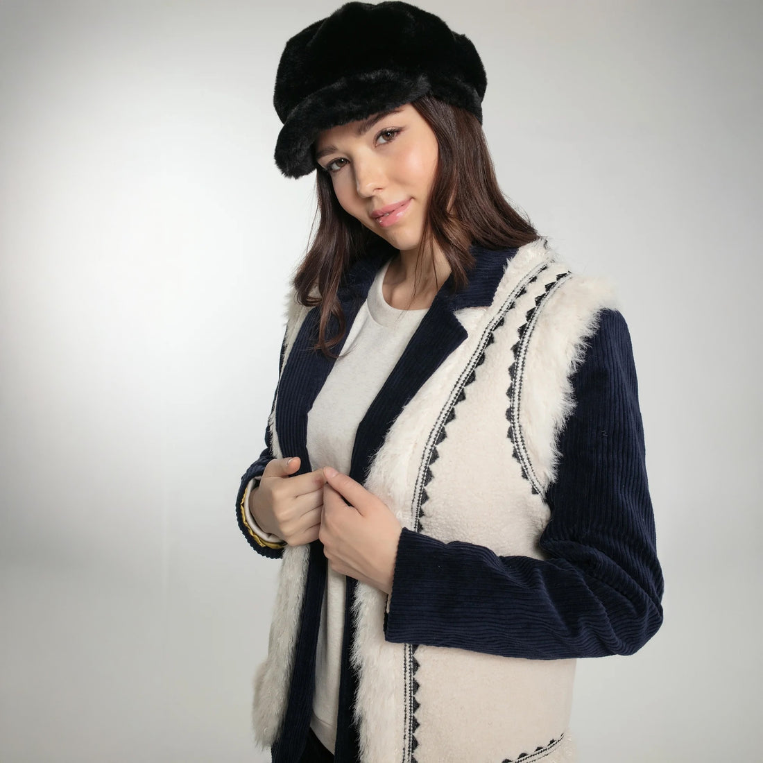 Dannika Gilet - Cream