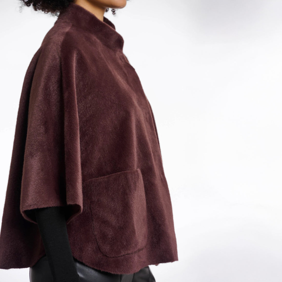 Dewi Faux Fur Cape - Chocolate Bean