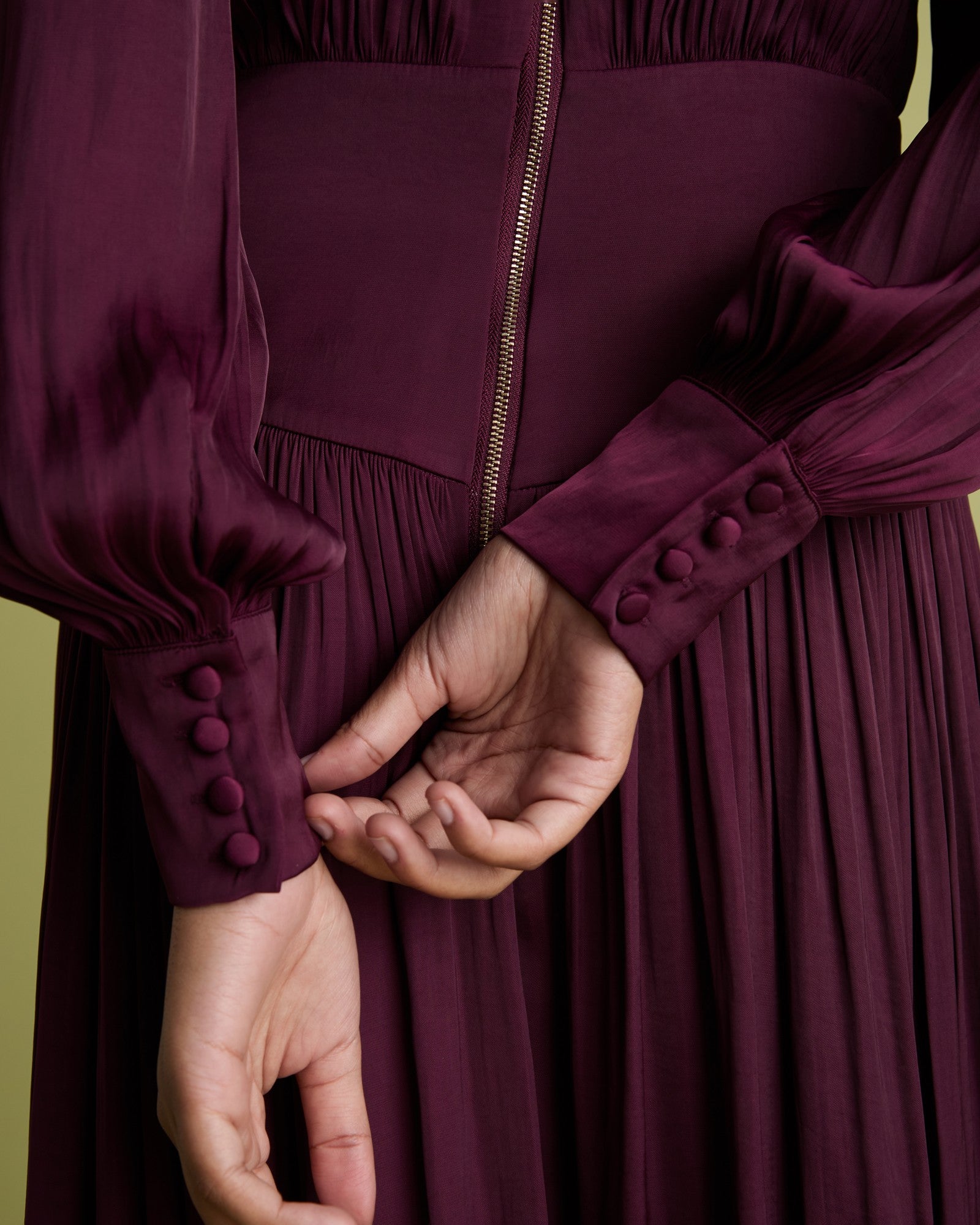 Midi Dress With Keyhole - Burgundy