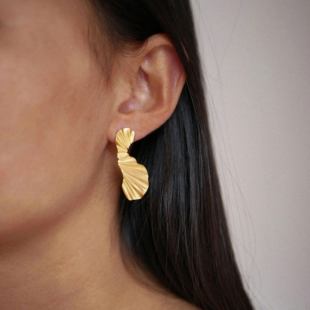 Big Wave Earring - Gold