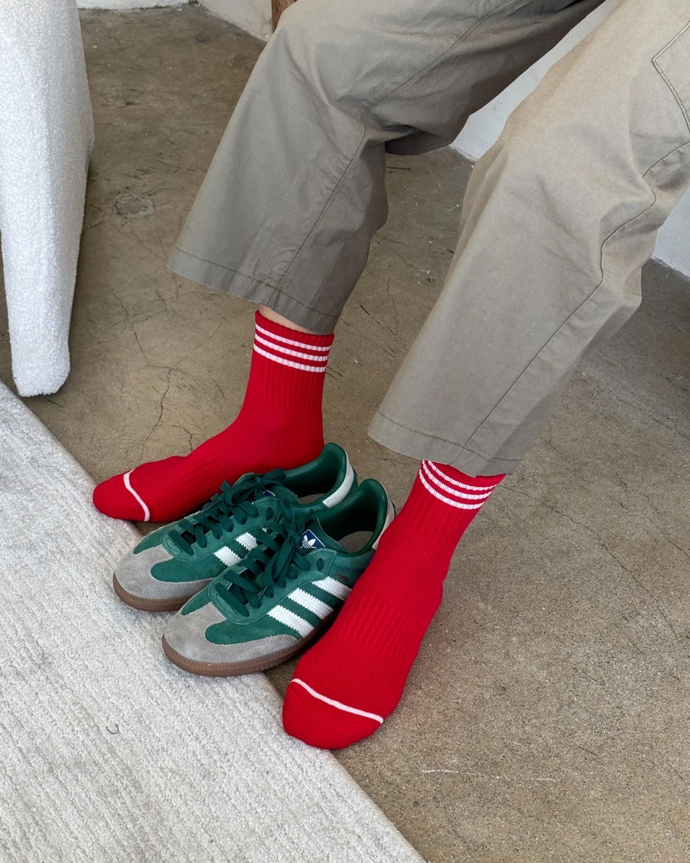 Girlfriend Socks - Scarlet