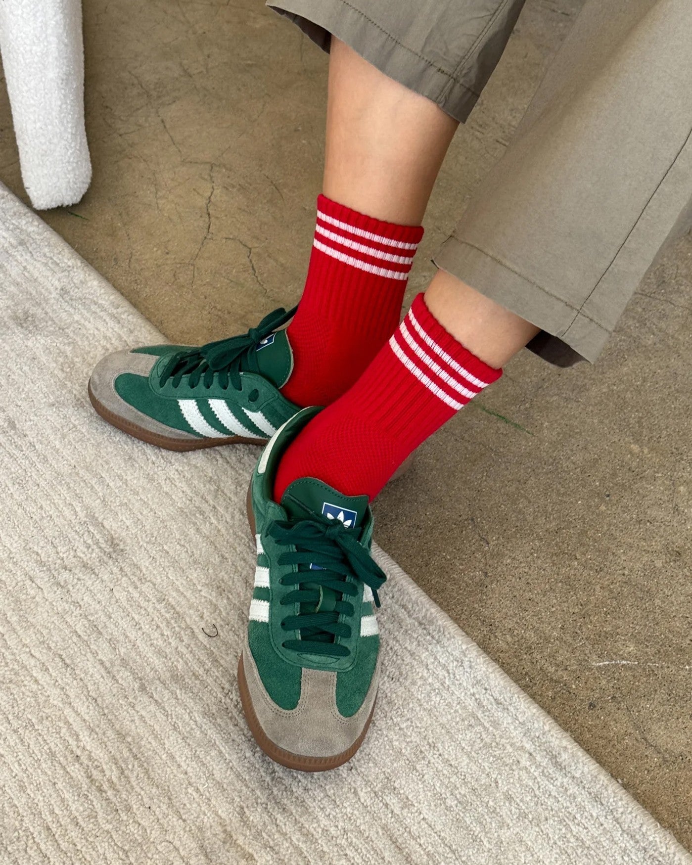 Girlfriend Socks - Scarlet