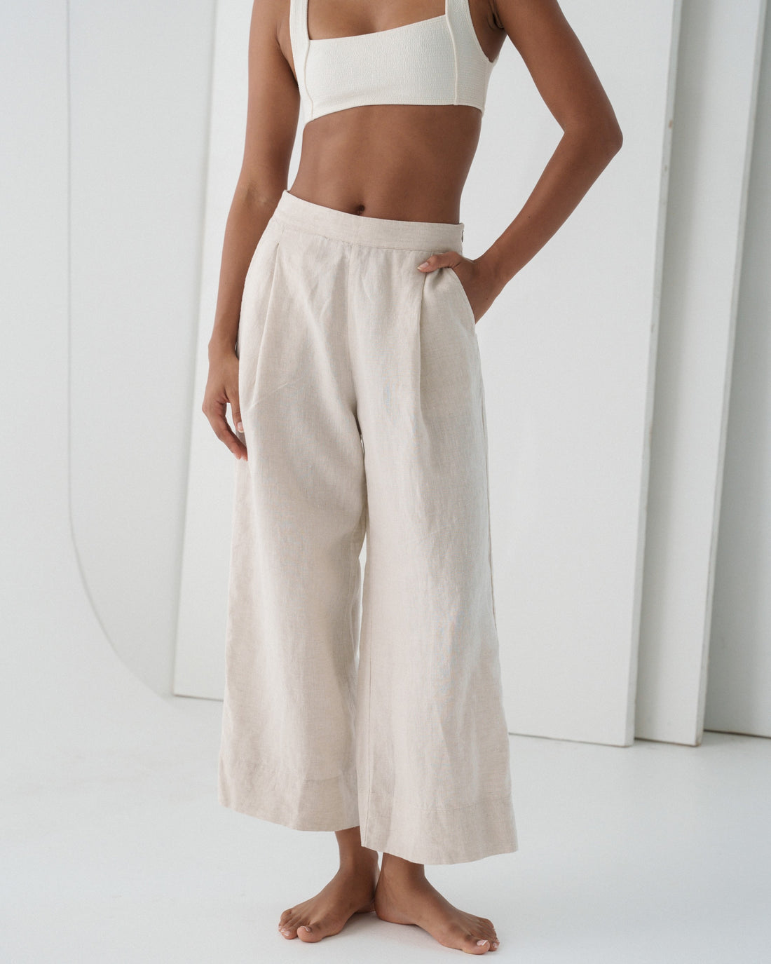 Ivy Linen Crop Pants - Oatmeal
