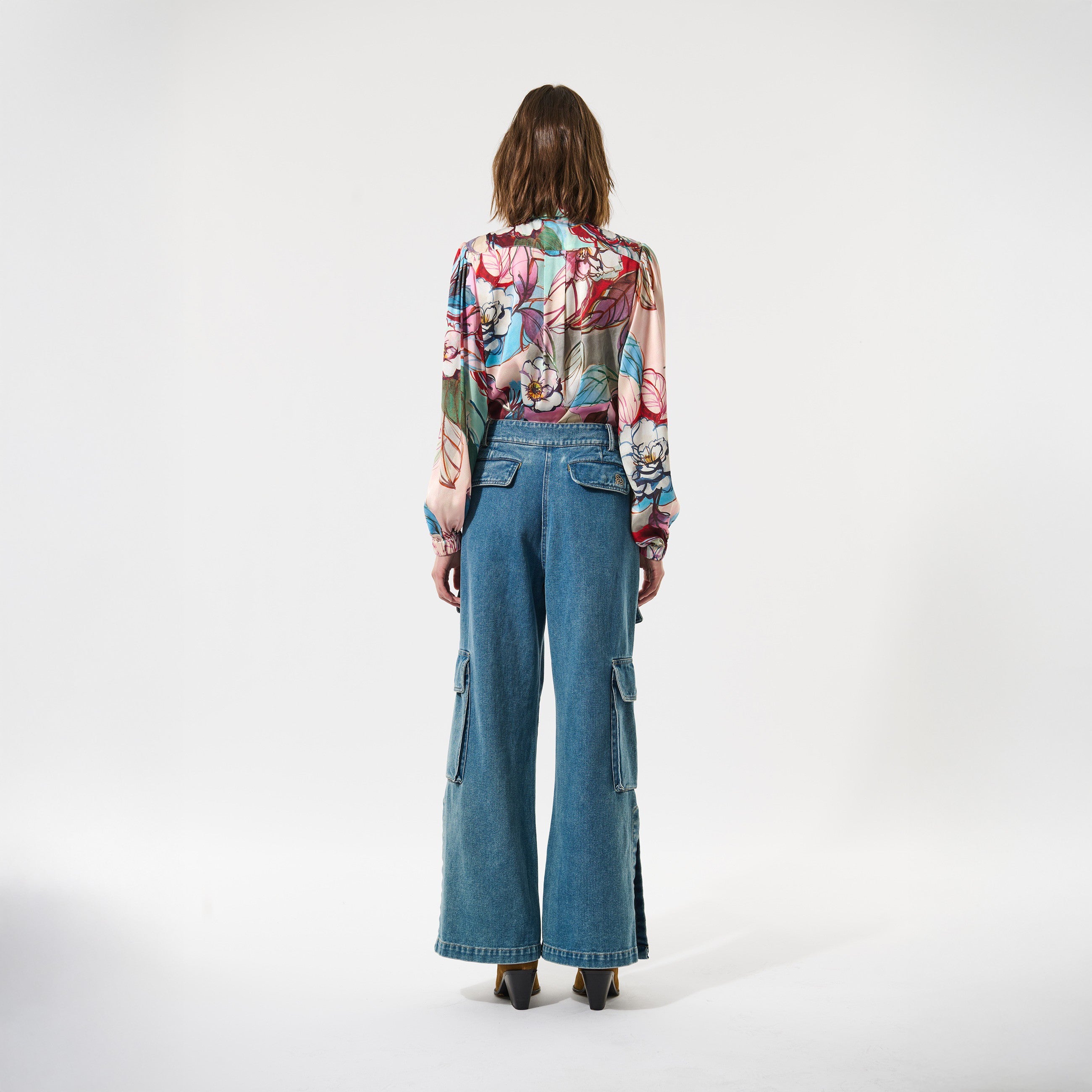 Kikki Blouse With Bow - Bloomsbury