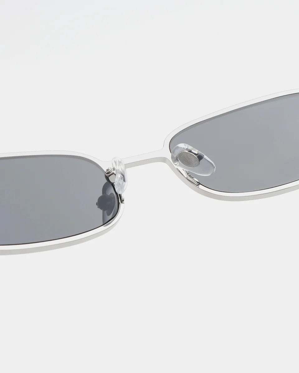 Noah Sunglasses - Silver Black