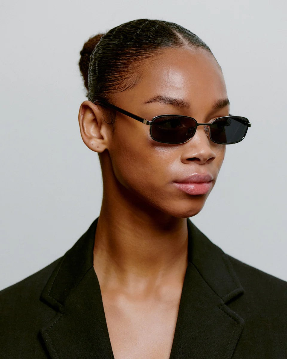 Noah Sunglasses - Silver Black