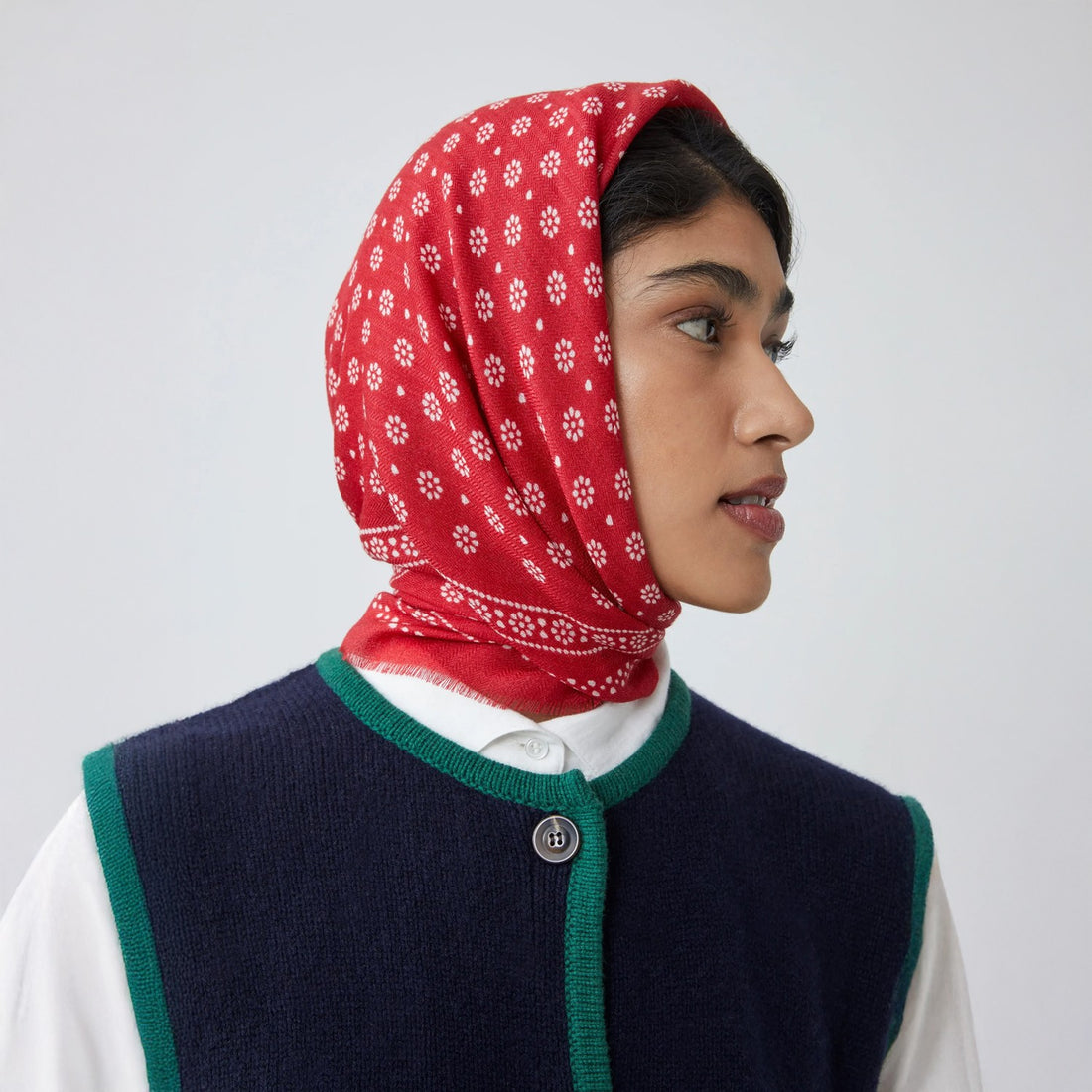 No 676 - Wool Scarf - Carmin