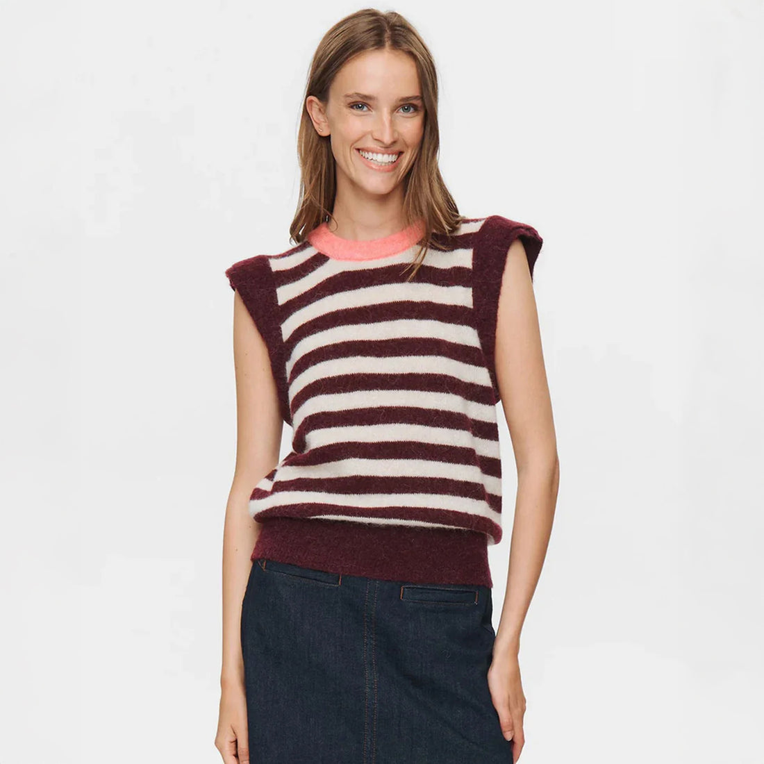 Nuciara Riette Stripe Vest - Winetasting