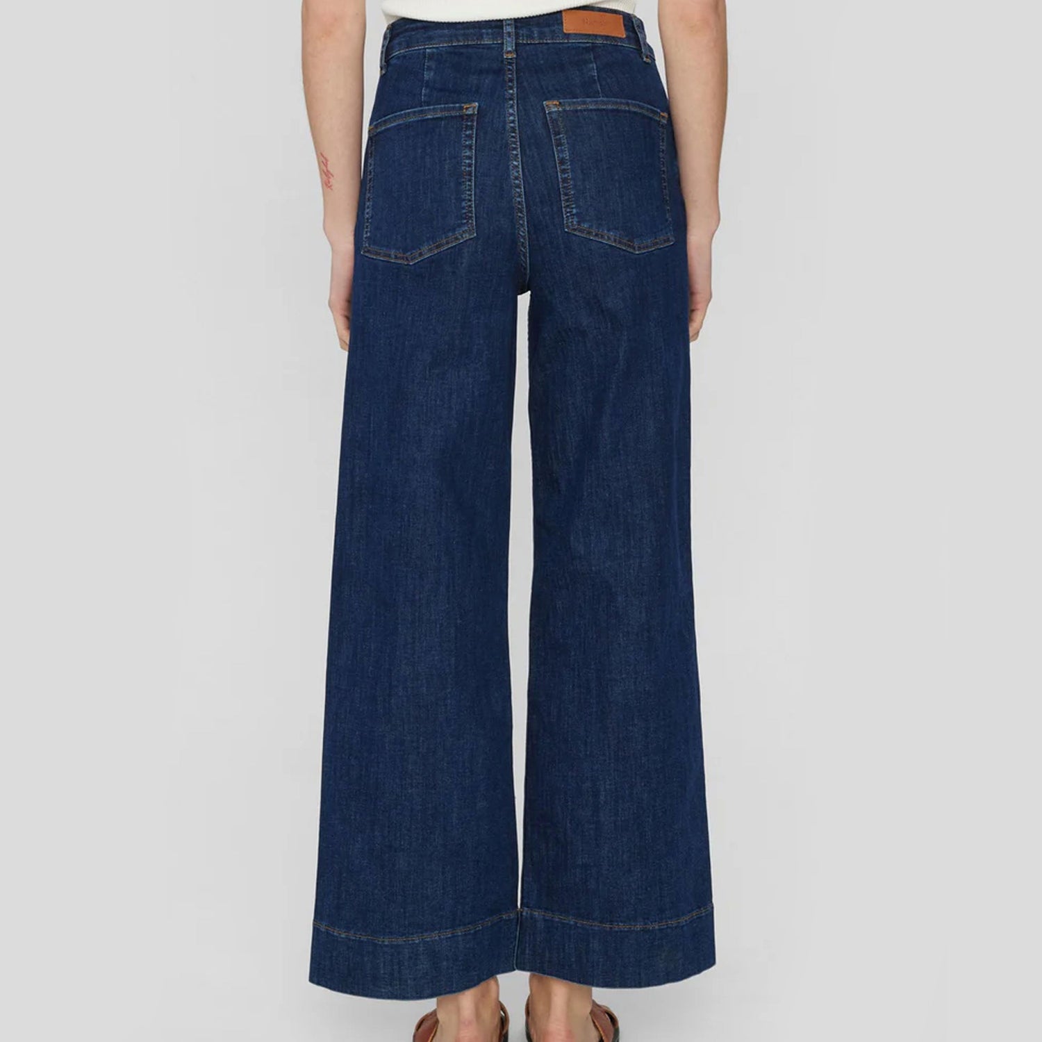 Nuparis Cropped Jeans - Dark Blue Denim