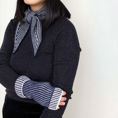 Ribbed Glove - Navy