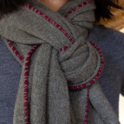 Stitch Detail Scarf - Green