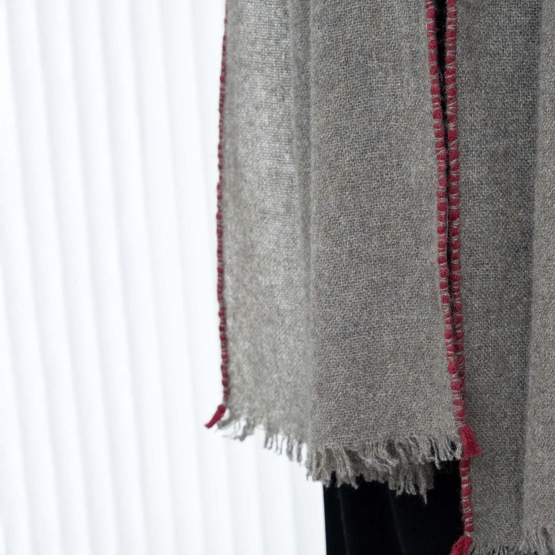 Stitch Detail Scarf - Green