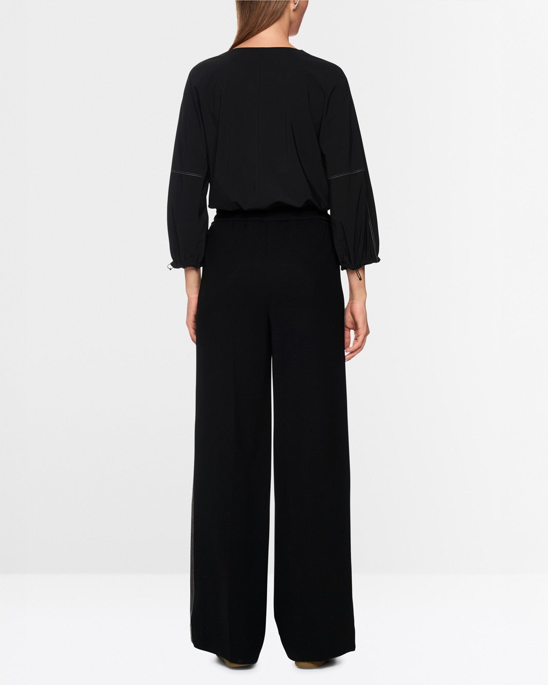 Relaxed Keyhole Top - Black