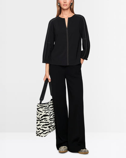 Relaxed Keyhole Top - Black