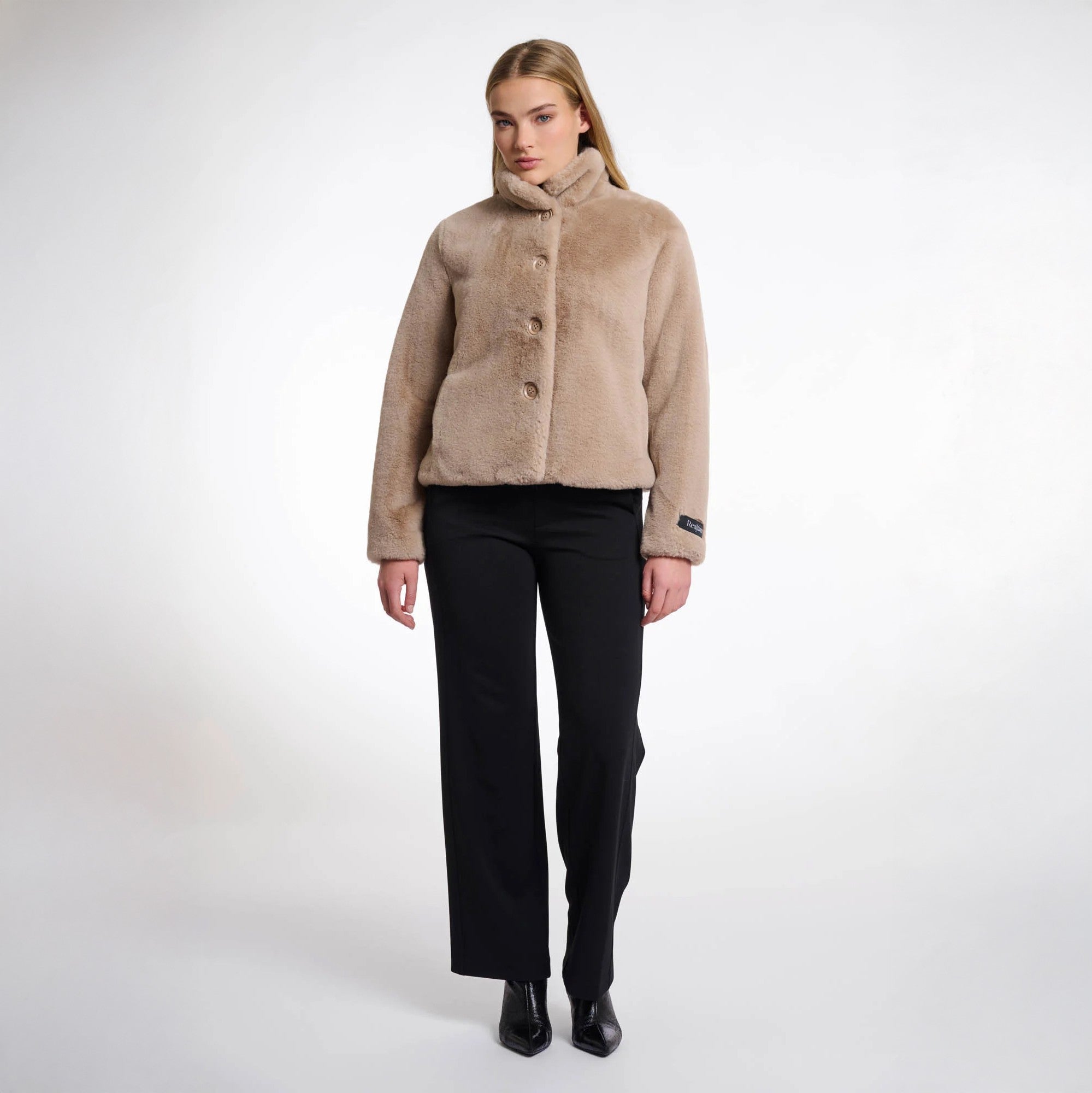 Vie Short Faux Fur Jacket - Oat