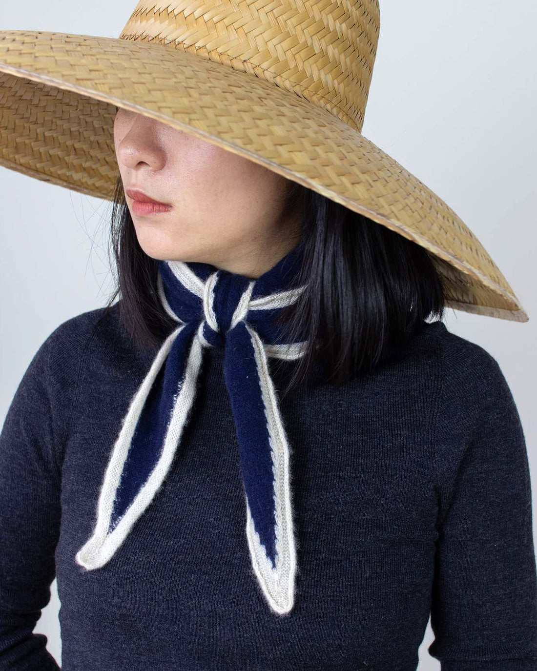 White Tipped Triangle Scarf - Navy/White