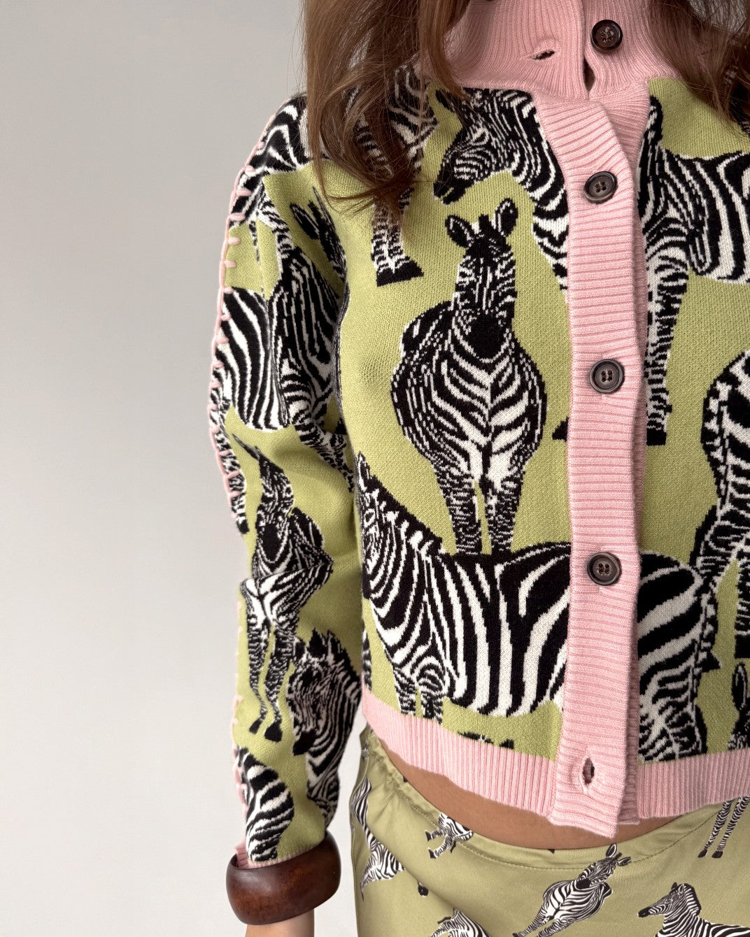 Zizi Cardigan In Khaki Zebra Jacquard - Khaki