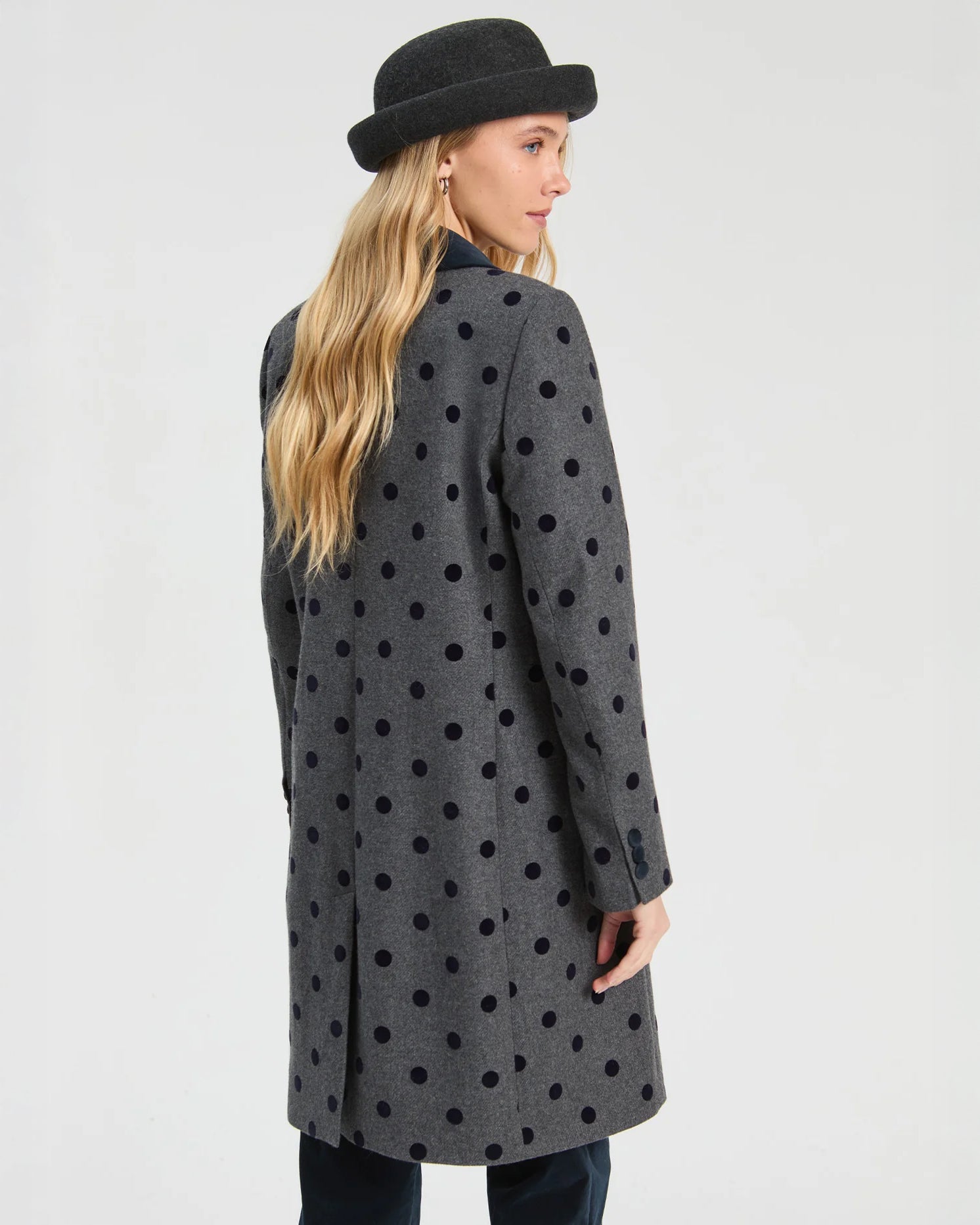 Spot Coat - Grey