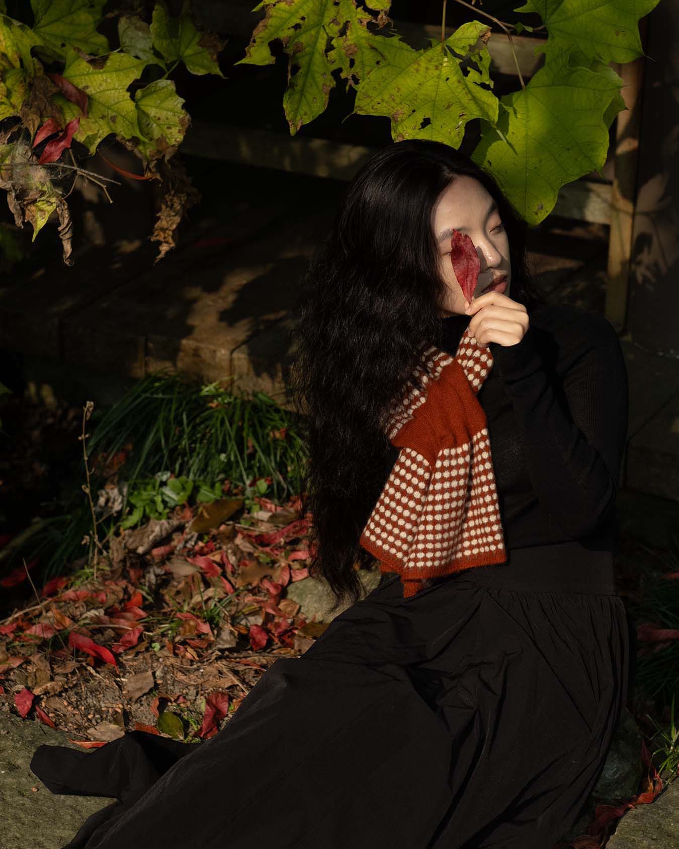 Stitch Detail Full Scarf - Red