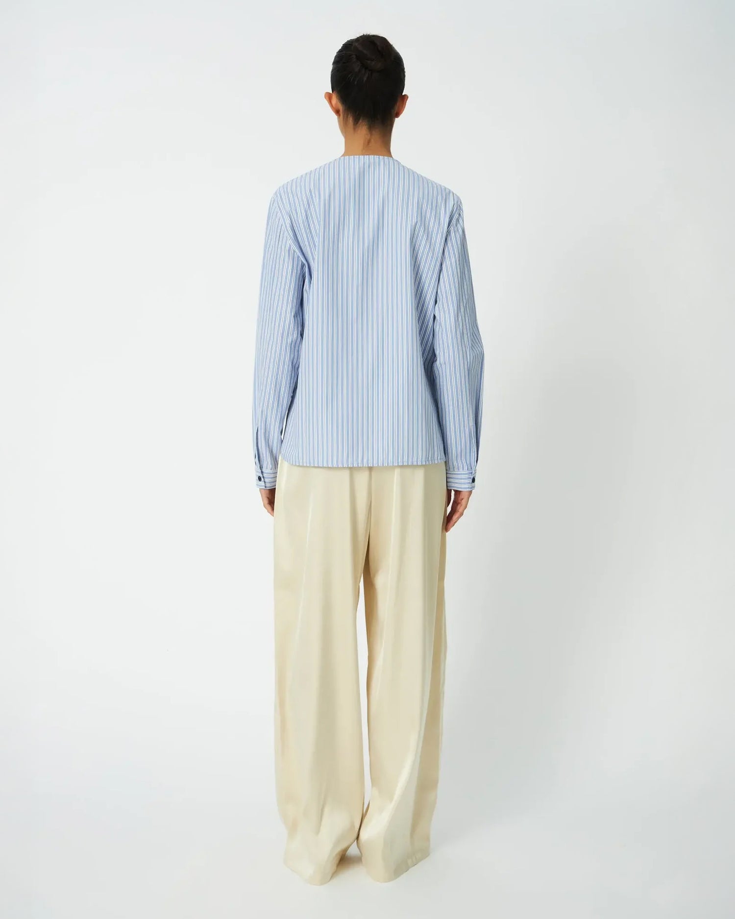 Striped Scallop Bow Shirt - White With Blue Stripes
