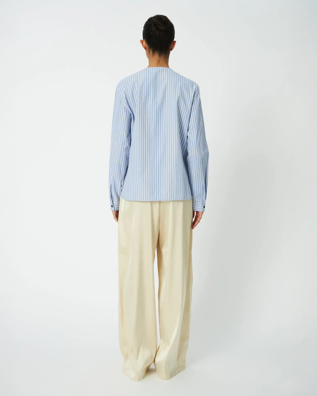 Striped Scallop Bow Shirt - White With Blue Stripes