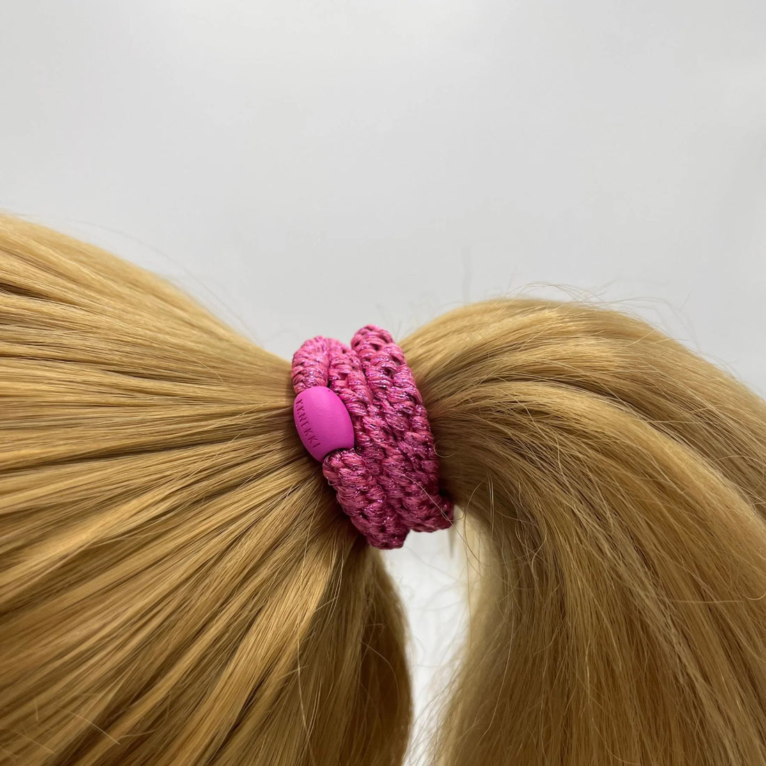 Kknekki Band - Strong Pink