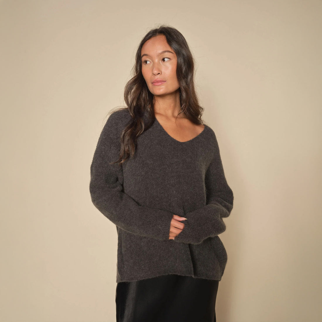 Thora V-Neck Knit - Phantom