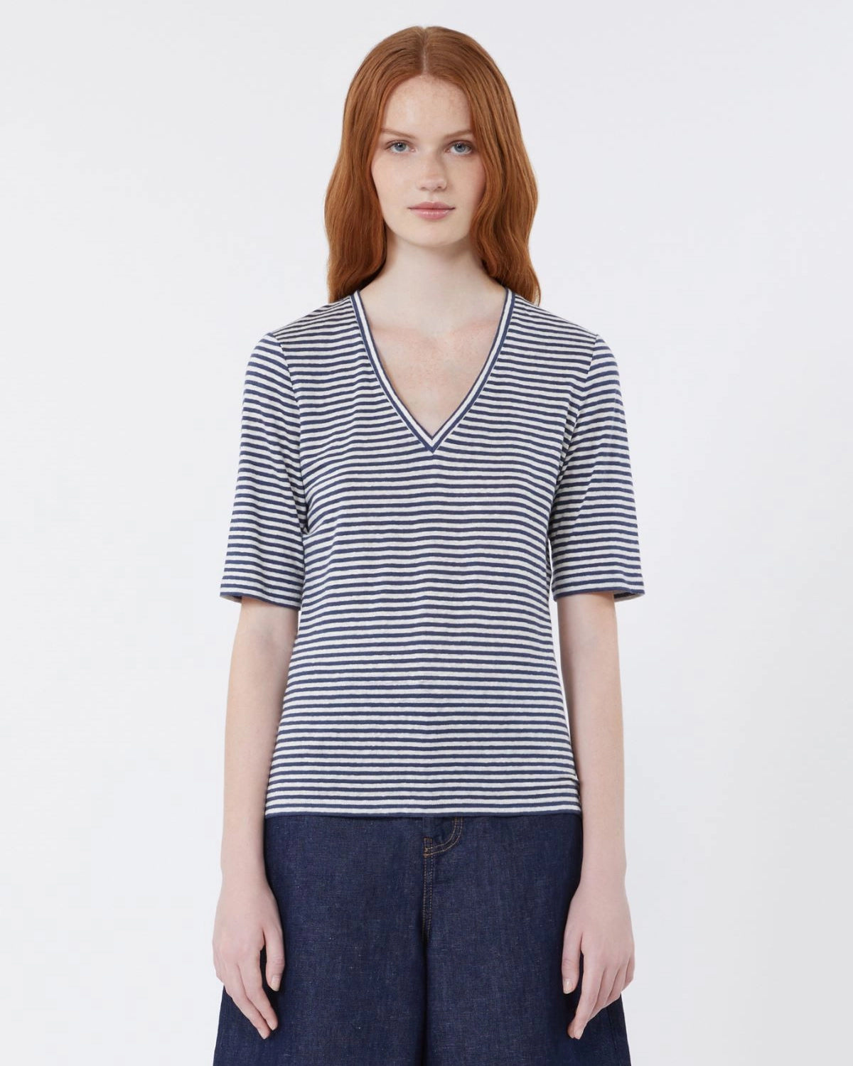 Opzione Stripe V Neck Tee - Navy