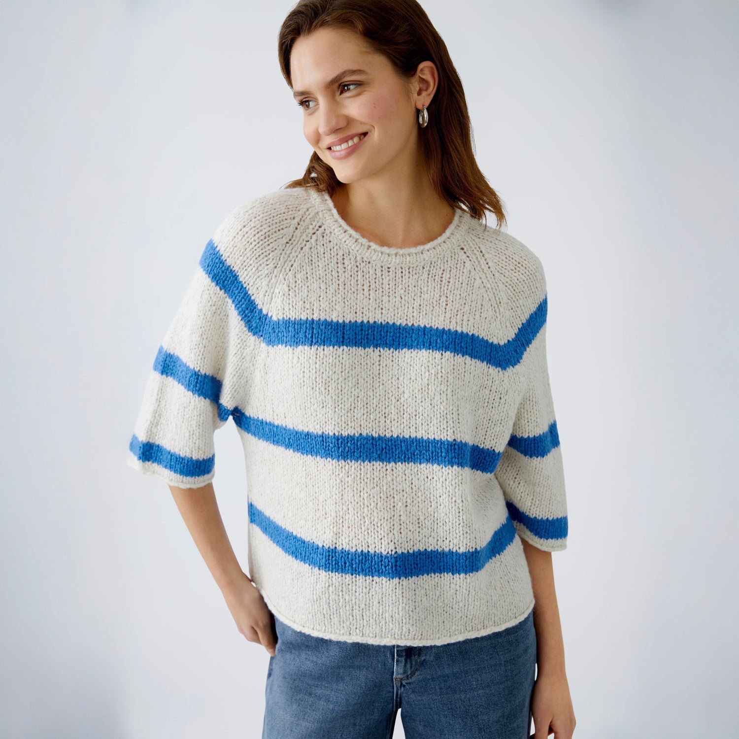 Wide Stripe Jumper - Off White / Blue